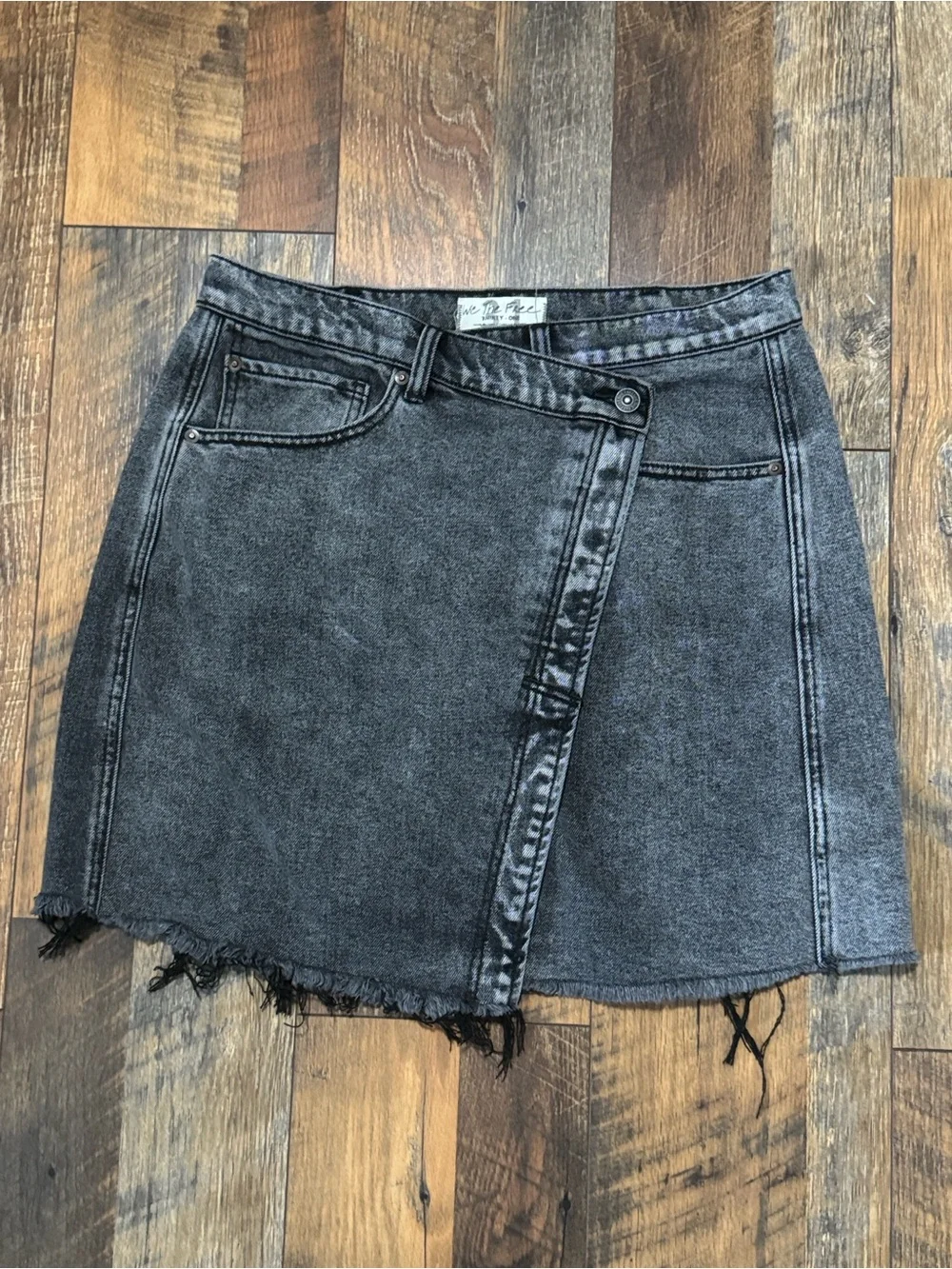 Free People We the Free Parker Wrap denim jean skirt Black Raw Hem Womens 31 12